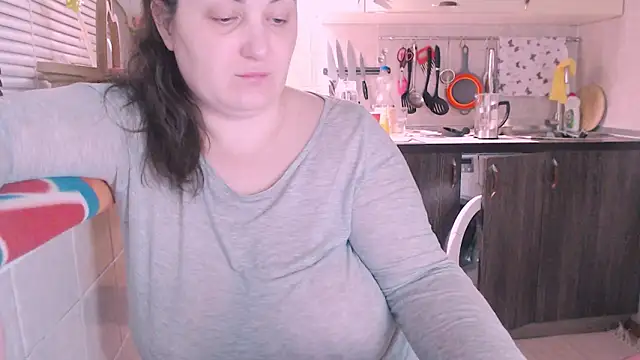 SoftLia online show from February 2025 04:24:02 PM