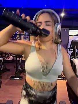 lunaxxx 69 online show from October 2025 09:34:01 PM