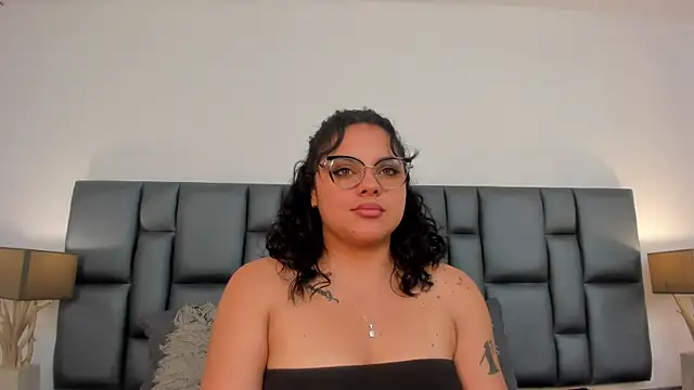 LunaSotto online show from March 2025 01:59:02 AM