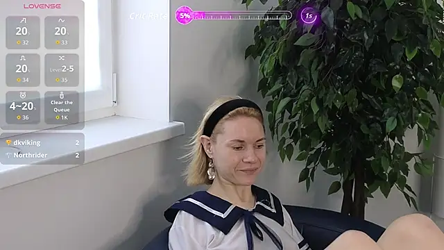 EmmaGallen online show from October 2025 08:35:01 AM