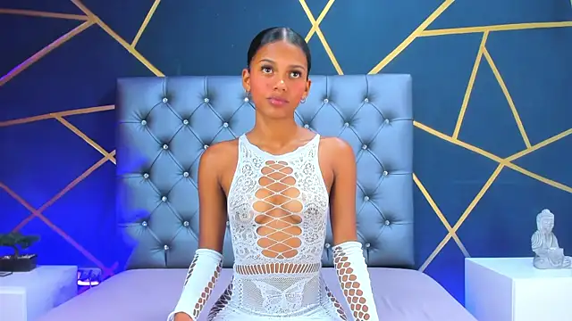 Lia Taylor1 online show from October 2025 07:31:01 PM