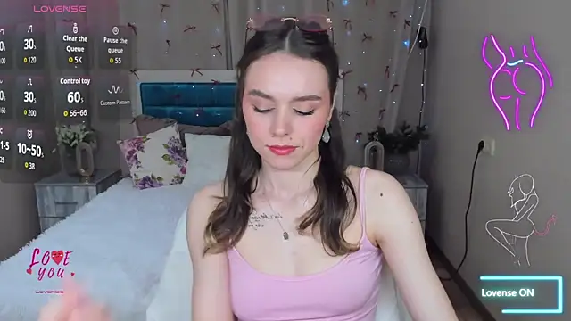 EmelyMason online show from April 2026 05:36:02 AM