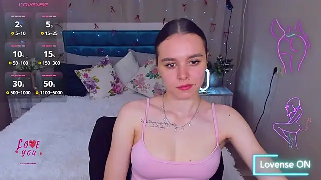 EmelyMason online show from May 2026 06:32:01 AM