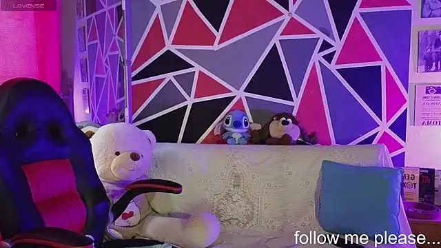 demimoore222 online show from April 2026 01:45:02 PM