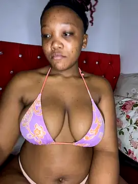 Snapshot of Beyoncex05 chatting on October 2025 04:59:02 PM Beyoncex05 online show from October 2025 04:59:02 PM