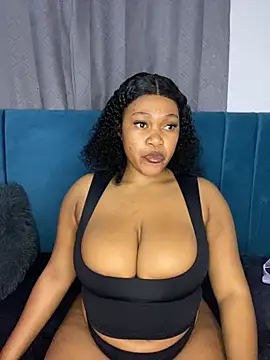 Snapshot of CuteSexyBoobz chatting on September 2025 10:37:01 PM CuteSexyBoobz online show from September 2025 10:37:01 PM