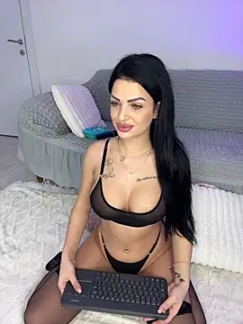 IrisRossie online show from February 2026 06:18:02 AM