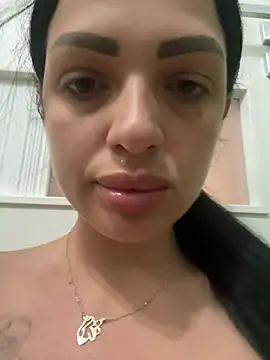 IrisRossie online show from July 2026 05:43:02 AM