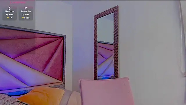 SaskiaGrendel online show from April 2026 12:08:02 AM