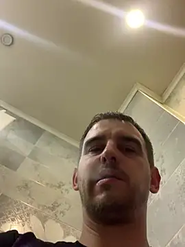 Snapshot of Maxpeins chatting on March 2025 04:45:01 PM Maxpeins online show from March 2025 04:45:01 PM