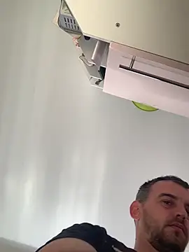 Maxpeins online show from May 2026 02:31:01 AM