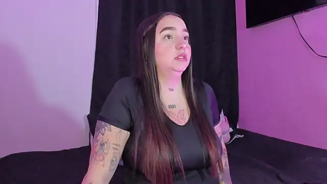 Snapshot of Celestte chatting on November 2025 06:04:02 AM Celestte online show from November 2025 06:04:02 AM