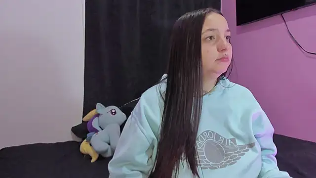 Snapshot of Celestte chatting on December 2025 12:04:02 AM Celestte online show from December 2025 12:04:02 AM