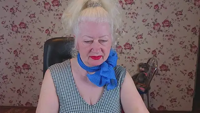 Maya Mayflower online show from April 2026 03:17:01 AM