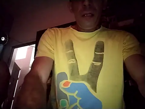 karlossan24 online show from March 2026 05:48:02 PM