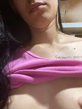 Snapshot of dianagomes2511 chatting on March 2025 11:03:02 PM dianagomes2511 online show from March 2025 11:03:02 PM