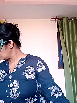 Ronak kaur online show from April 2026 03:50:01 AM