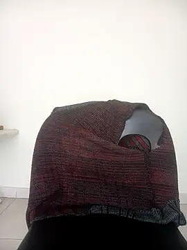 Snapshot of Latte1204 chatting on October 2025 09:27:01 AM Latte1204 online show from October 2025 09:27:01 AM