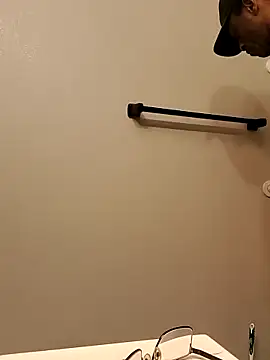 BadazzRXL online show from December 2025 11:12:01 PM