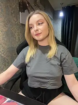 Lina ly online show from March 2025 08:03:02 PM