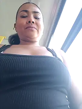 Ariana Rodriguez online show from December 2025 02:24:02 PM