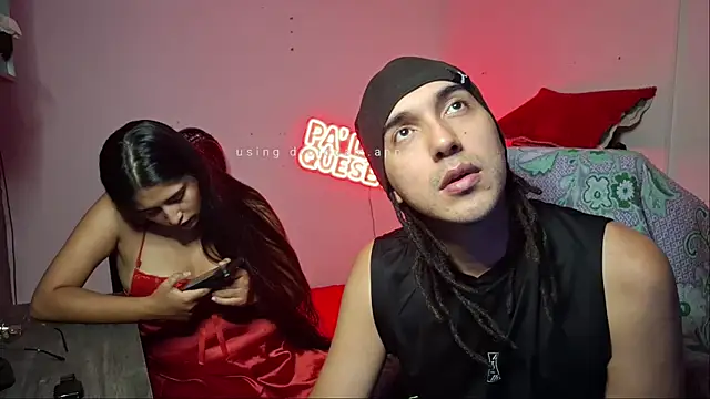 Snapshot of incubus2sucubus chatting on September 2025 09:18:01 PM incubus2sucubus online show from September 2025 09:18:01 PM