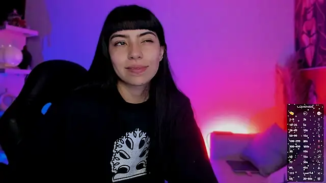 Snapshot of Saraa_Desiree chatting on October 2025 11:29:02 PM Saraa Desiree online show from October 2025 11:29:02 PM