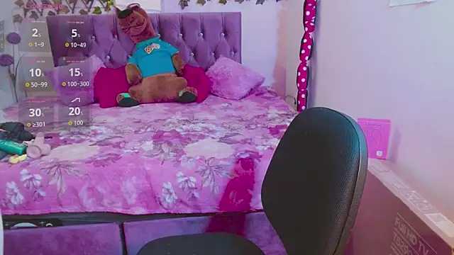 Anny  cute online show from October 2025 08:09:02 PM