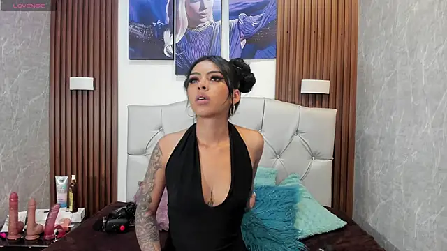 Devil AliceXo online show from October 2025 08:53:02 PM