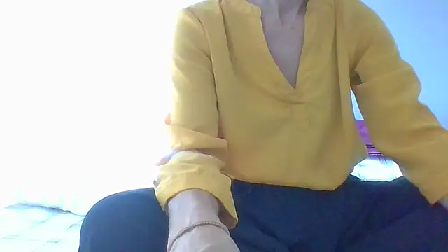 Valentinette online show from November 2025 01:31:01 PM