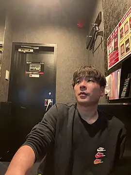 waka3232 online show from April 2026 12:54:02 AM