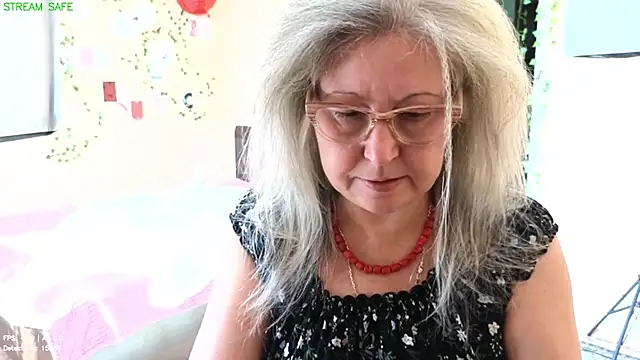 Wane Witch online show from August 2026 05:17:01 AM