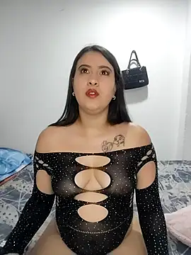 Snapshot of mialorents chatting on November 2025 09:30:02 PM mialorents online show from November 2025 09:30:02 PM