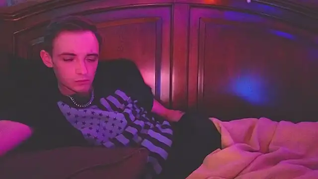 Ilovepussy1911 online show from April 2026 06:18:02 AM