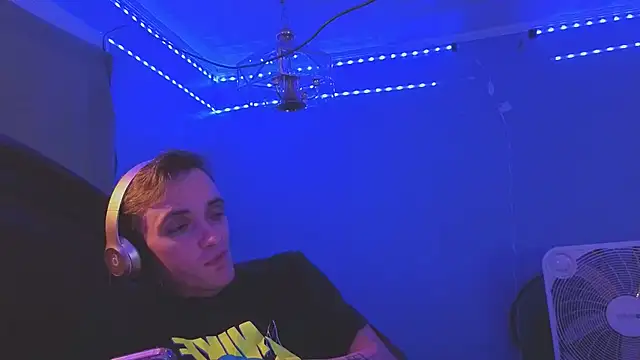 Ilovepussy1911 online show from April 2026 11:48:01 AM