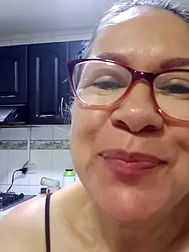 victoria wayne online show from September 2025 10:26:02 AM