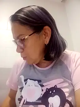 victoria wayne online show from April 2026 09:18:01 AM