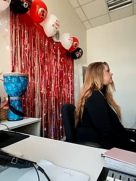 Juicy PeachLux online show from February 2026 08:04:01 AM