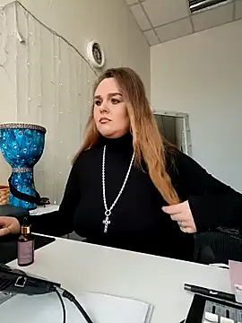 Juicy PeachLux online show from March 2026 05:44:01 AM