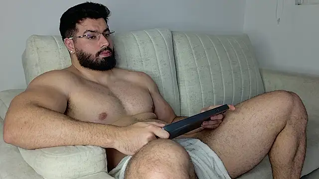 Roman Lux online show from February 2026 06:11:02 AM