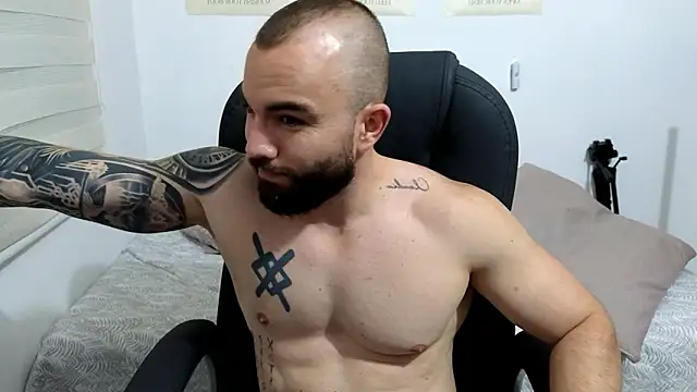 Isaac Carter online show from February 2026 11:25:01 PM