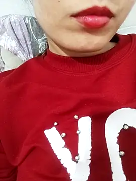 saraaxx1 online show from May 2026 04:34:01 PM