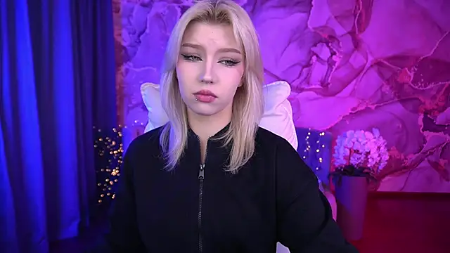 SelenaIris online show from October 2025 07:04:02 AM