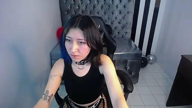 lissacatty t online show from March 2025 10:09:02 PM