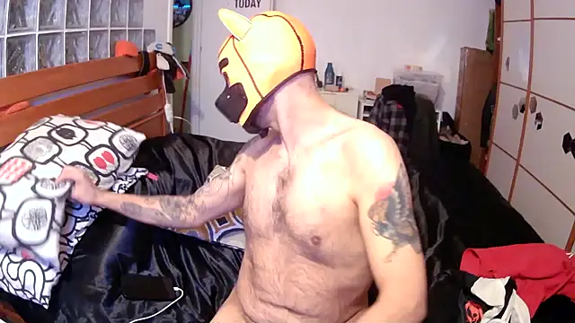 danix wild wolf online show from December 2025 01:28:02 PM