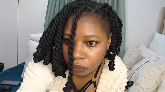 MystiqueTeee online show from June 2026 02:05:02 AM