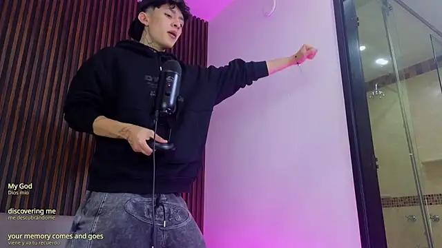 troy rouge online show from September 2025 07:25:02 PM