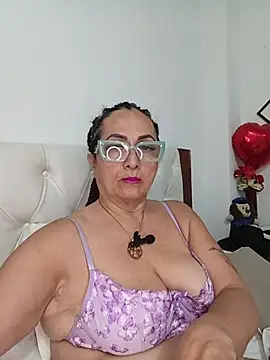 Snapshot of AlessandraLeroy chatting on July 2026 02:24:01 AM AlessandraLeroy online show from July 2026 02:24:01 AM