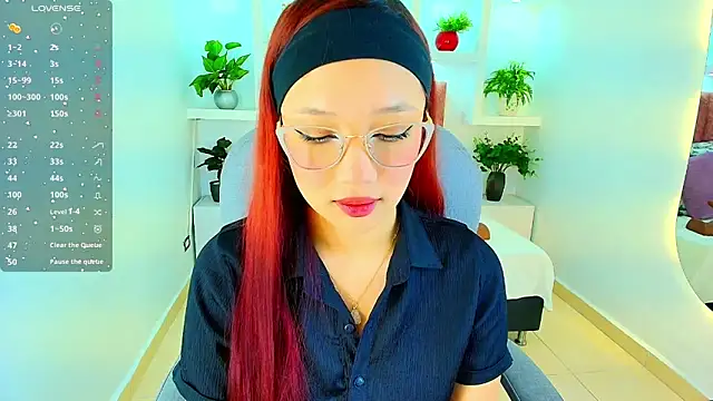 sharon rosse   online show from December 2025 12:43:02 PM