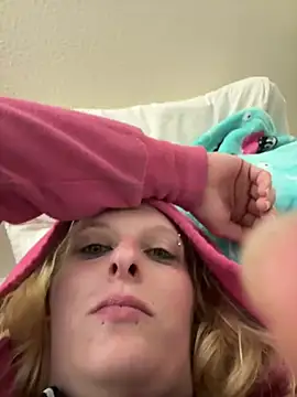 KITTYBOOBOOFUXX online show from July 2026 05:25:01 AM